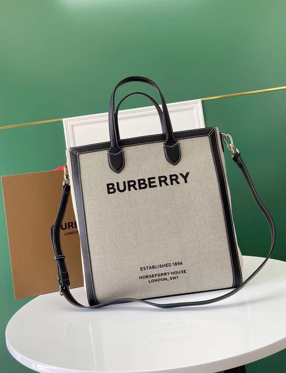 Burberry_Tote-35.5_x_8.5